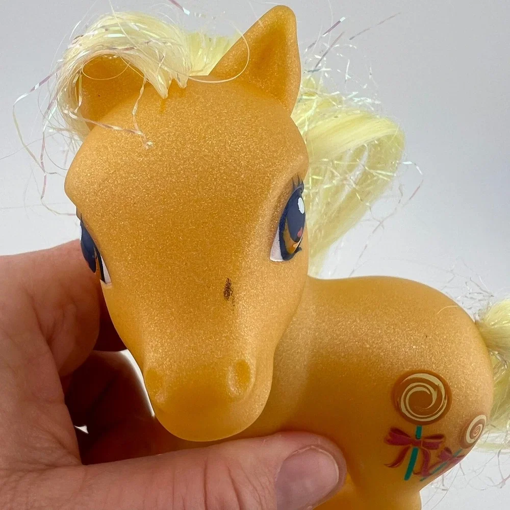 My Little Pony G3 Butterscotch 2003 Hasbro Yellow Glitter Celebration Pony